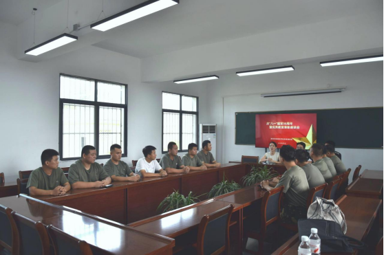 湖北爱普瑞人力开展“八一”慰问活动